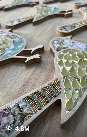 in studio mosaic class